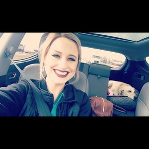 Meet your Posher, Maegan